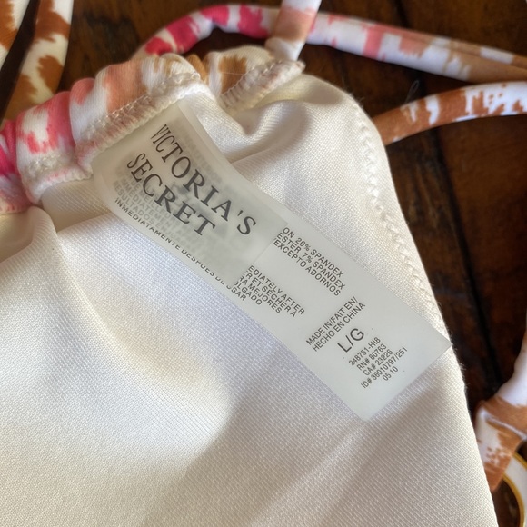 VS Bikini - Picture 3 of 5